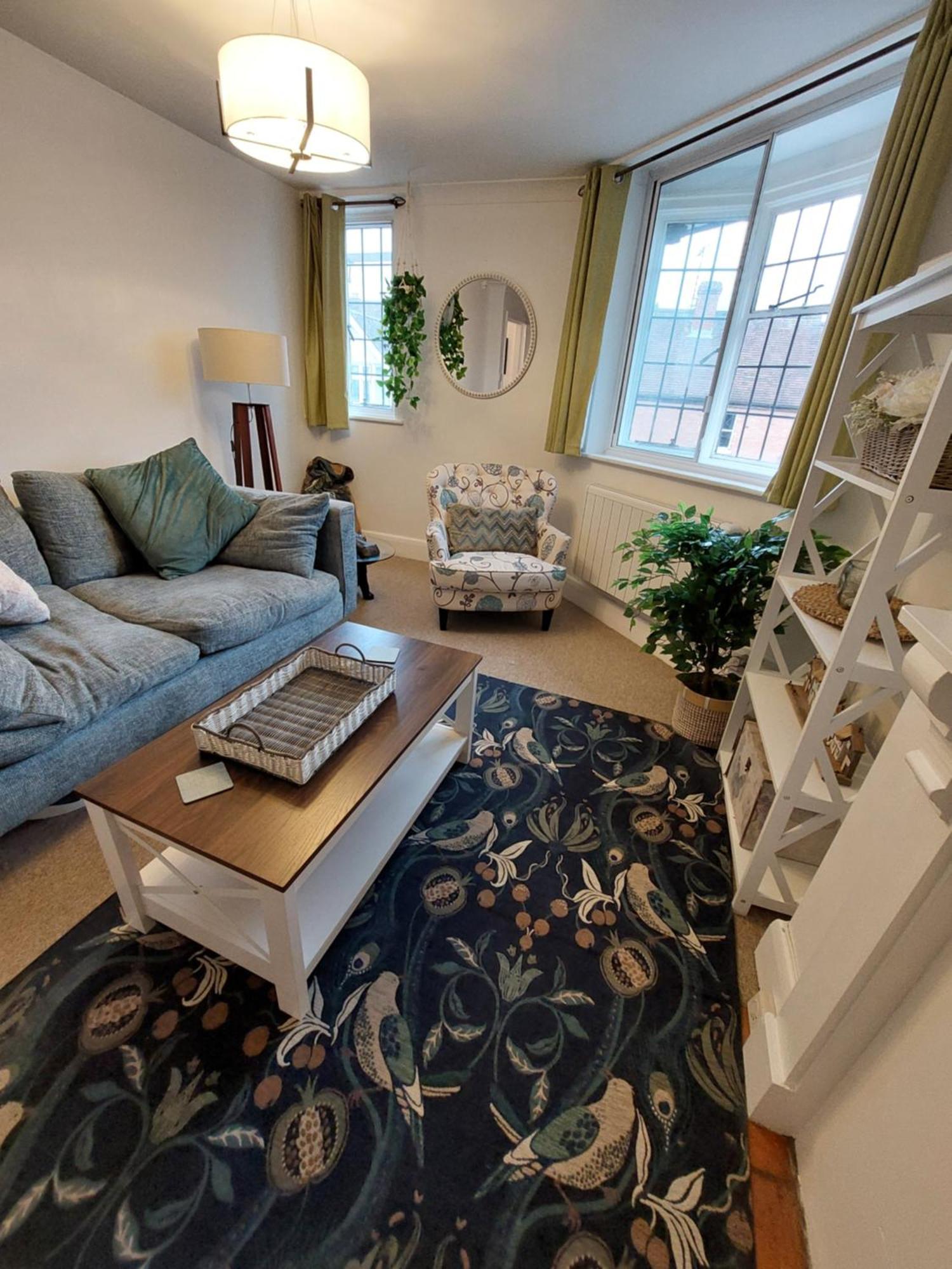 The Gallery Appartment With Parking ستارتفورد أبون آفون المظهر الخارجي الصورة