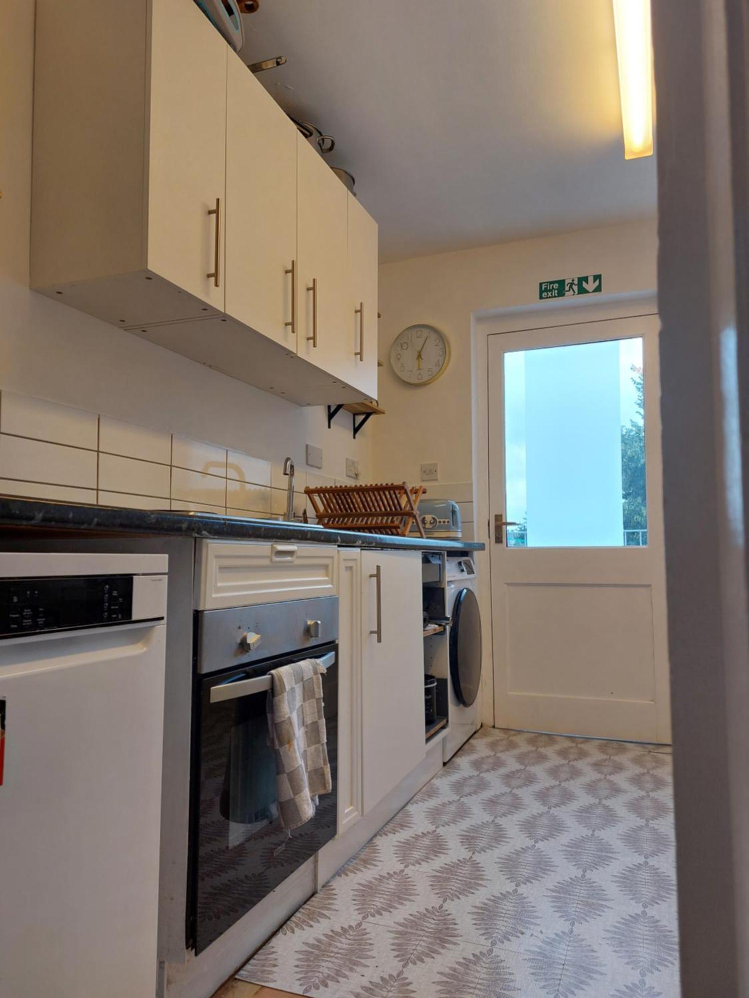 The Gallery Appartment With Parking ستارتفورد أبون آفون المظهر الخارجي الصورة